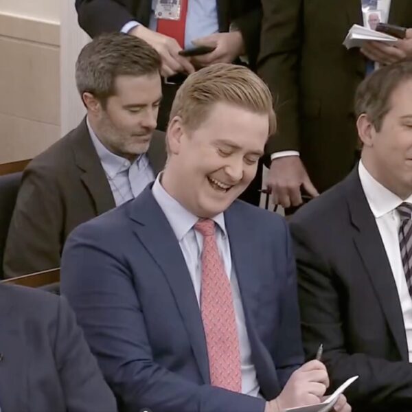 White Home Press Corps Bursts Into Laughter After Peter Doocy ‘Mistakenly’ Refers…